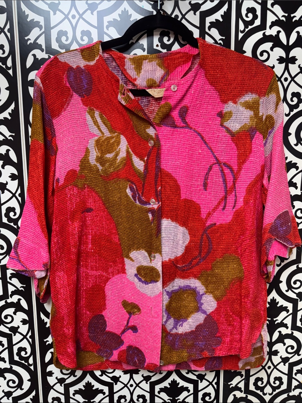 Vintage Women's Pink Floral Button-Down Shirt - Bright Floral Print